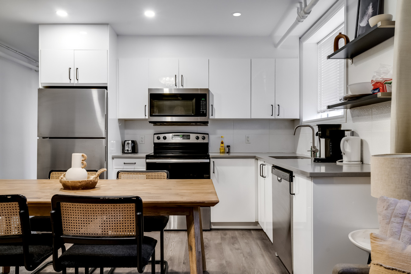 Ottawa — Executive 3BR, Quiet East End (Monthly) — photo 3