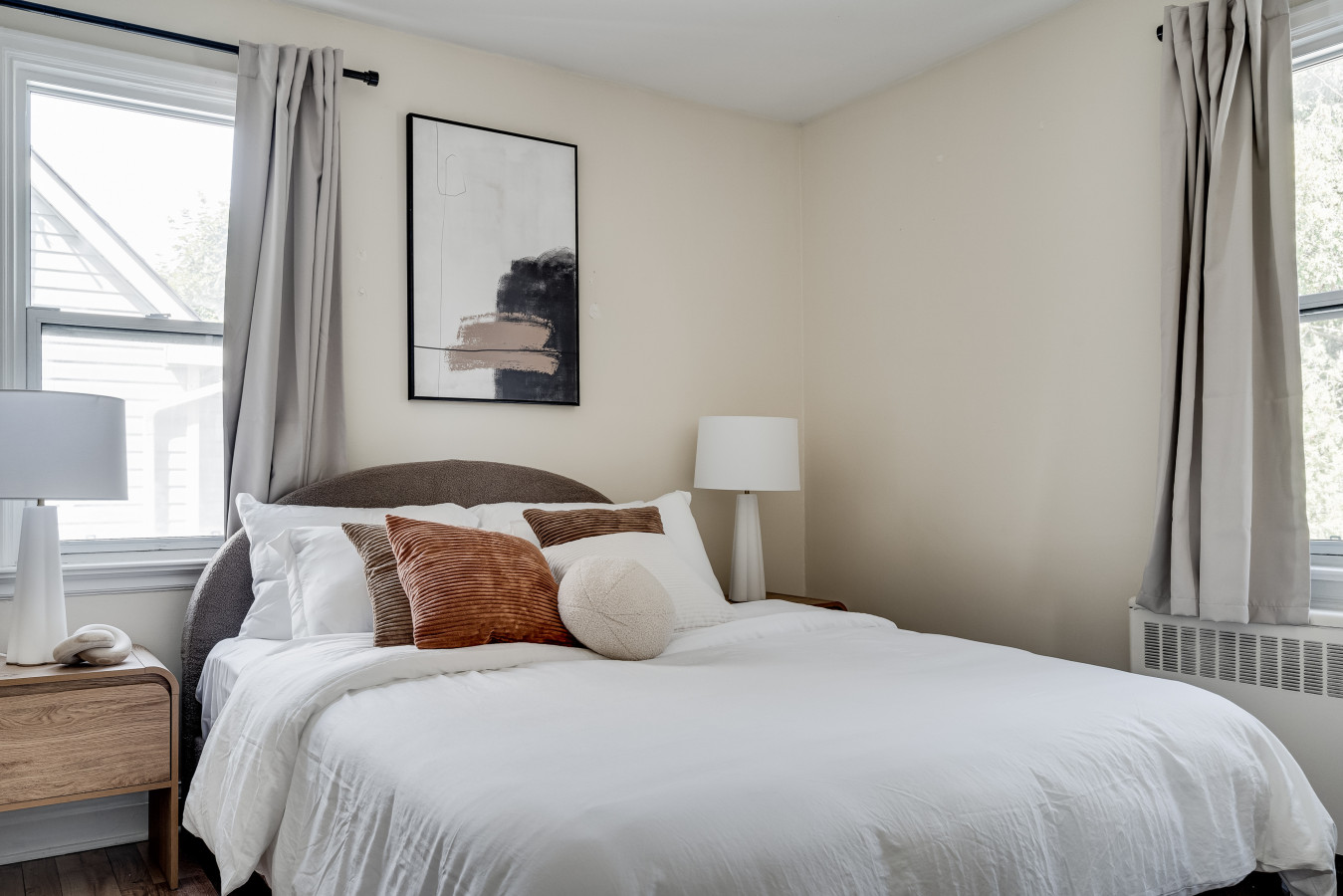 Kingston — Bright 1BR near Queen's & the Waterfront — photo 5