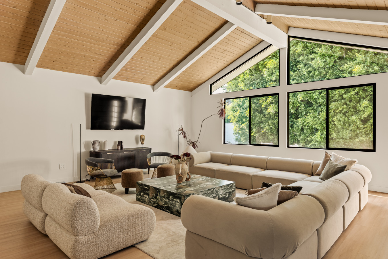 Los Angeles — Executive 4BR Home near Universal Studios