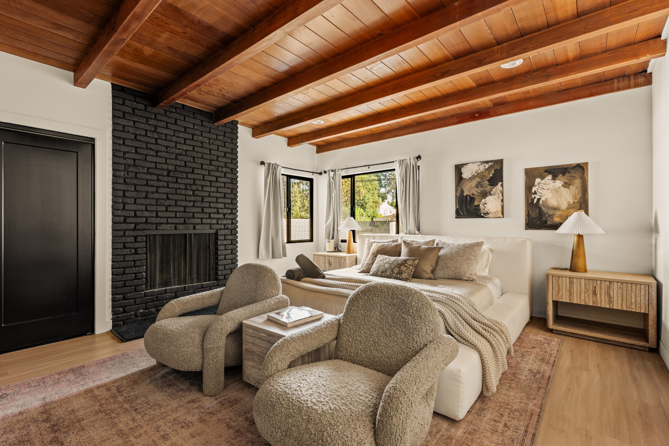 Los Angeles — Executive 4BR Home near Universal Studios — photo 5
